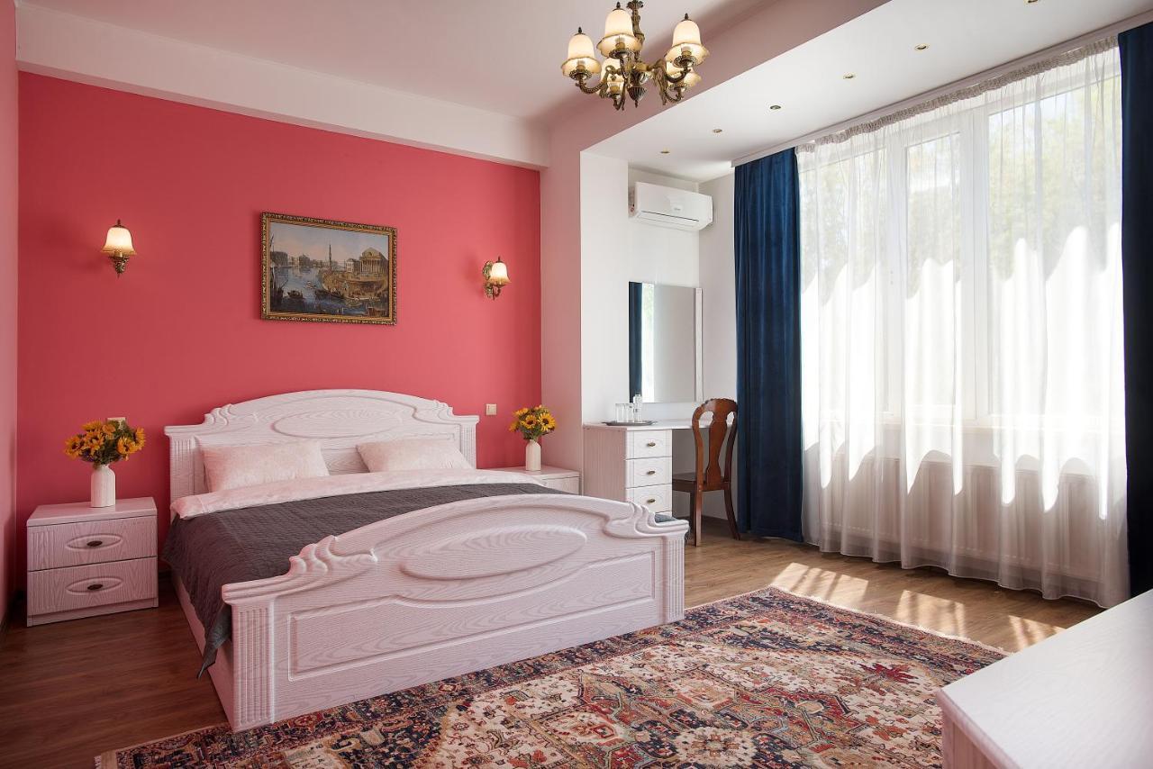 Art Hotel Kišiněv Exteriér fotografie